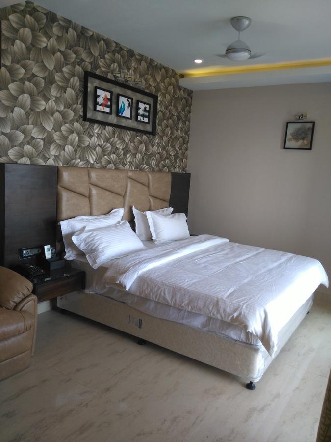 Hotel Golden Tree Puri Exterior foto